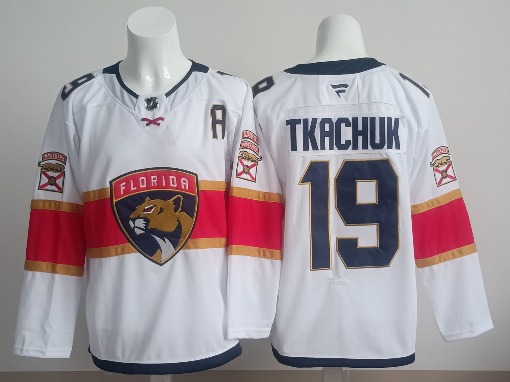 Men 2025 Florida Panthers #19 Tkachuk White Fanatics Home Premium NHL Jersey style 4->florida panthers->NHL Jersey